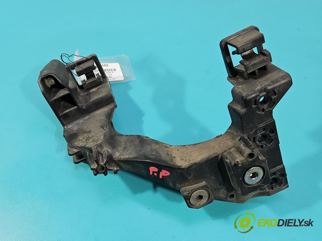 Kia Ceed II 2012-2018 1.6 crdi 128 HP manual 94 kW 1582 cm3 5- Boty: nárazník predné pravý 86516-A2000