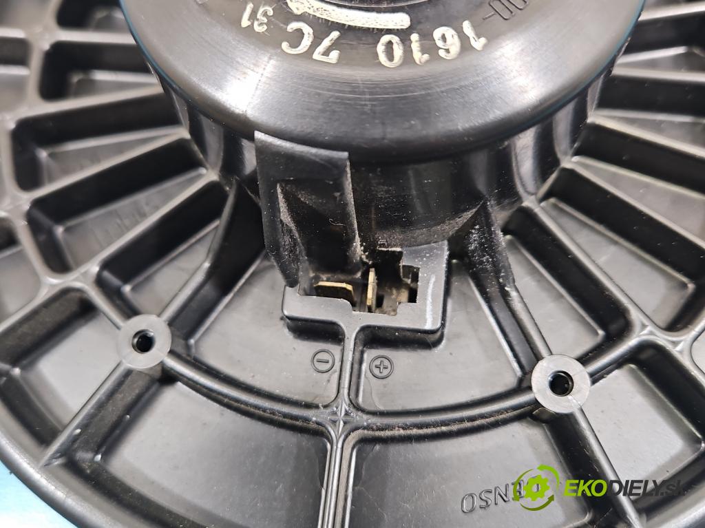 Honda Stream 2.0 16V 156 HP manual 115 kW 1998 cm3 5- ventilátor vzduchu 194000-1610