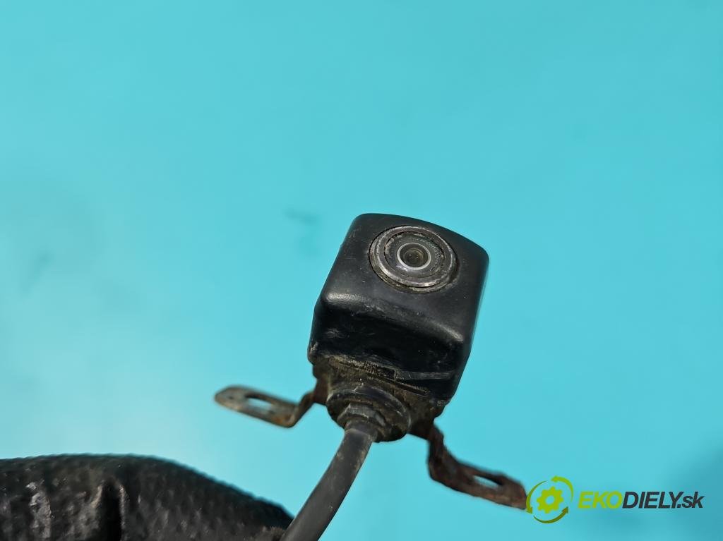 Kia Ceed II 2012-2018 1.6 crdi 128 HP manual 94 kW 1582 cm3 5- Kamera cúvania 95760-A2100