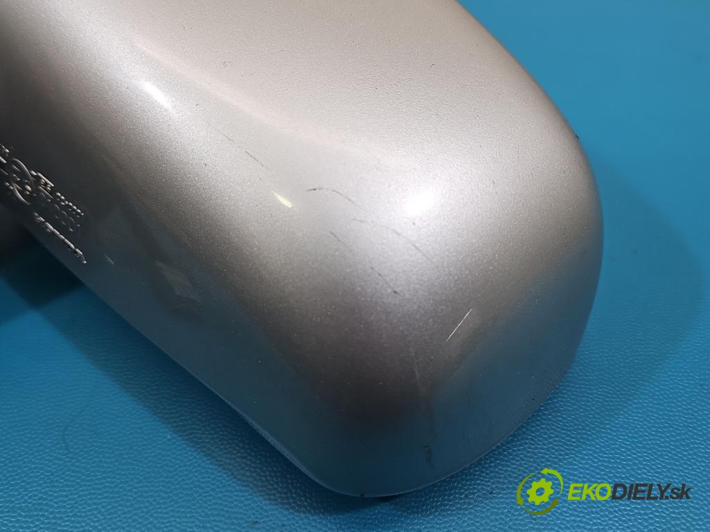 Honda Stream 2.0 16V 156 HP manual 115 kW 1998 cm3 5- zrkadlo ľavé  (Kľučka dverí ostatné)