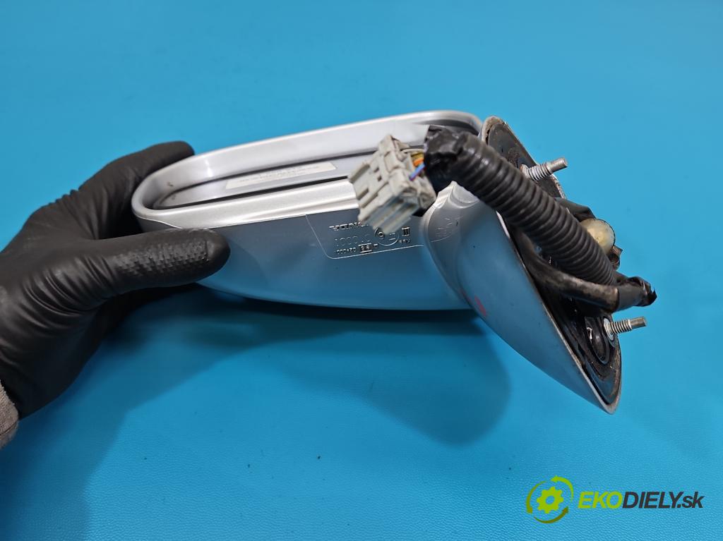 Honda Stream 2.0 16V 156 HP manual 115 kW 1998 cm3 5- zrkadlo ľavé  (Kľučka dverí ostatné)