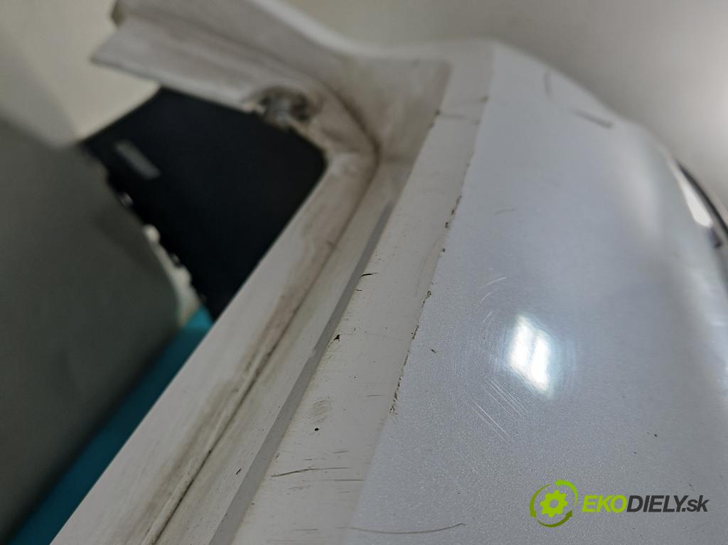 Opel Insignia B 2017-2022 2.0 T 260 HP automatic 191 kW 1998 cm3 5- nárazník zadné 39138806 (Kľučka dverí ostatné)