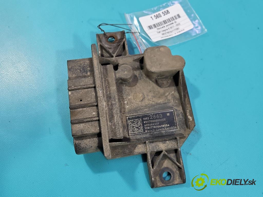 Opel Insignia B 2017-2022 2.0 T 260 HP automatic 191 kW 1998 cm3 5- riadiaca jednotka ostatné 13522663