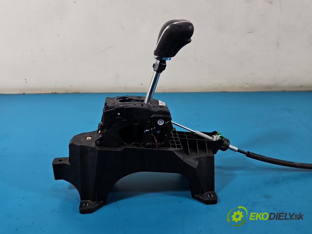 Opel Insignia B 2017-2022 2.0 T 260 hp automatic 191 kW 1998 cm3 5- kulisa změny stupňová 13576878 (Řadicí páka (kulisa) )