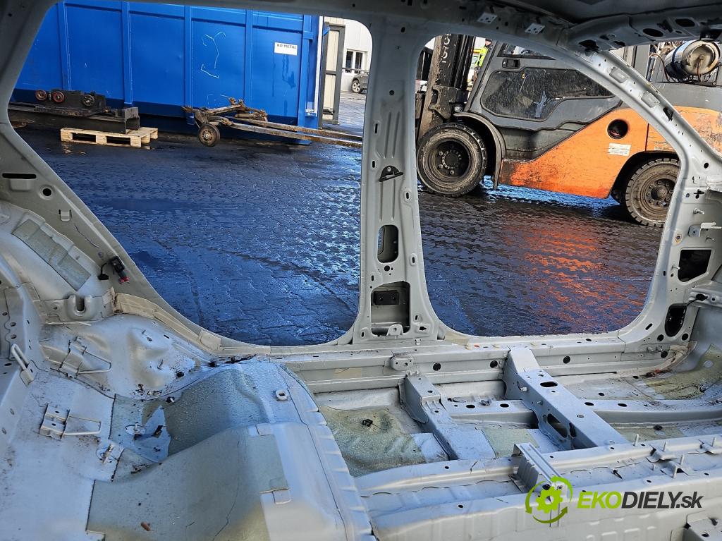 Opel Insignia B 2017-2022 2.0 T 260 hp automatic 191 kW 1998 cm3 5- práh levý  (Karoserie ostatní)