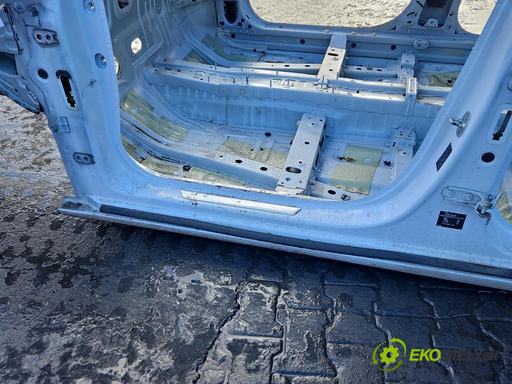 Opel Insignia B 2017-2022 2.0 T 260 hp automatic 191 kW 1998 cm3 5- práh levý  (Karoserie ostatní)