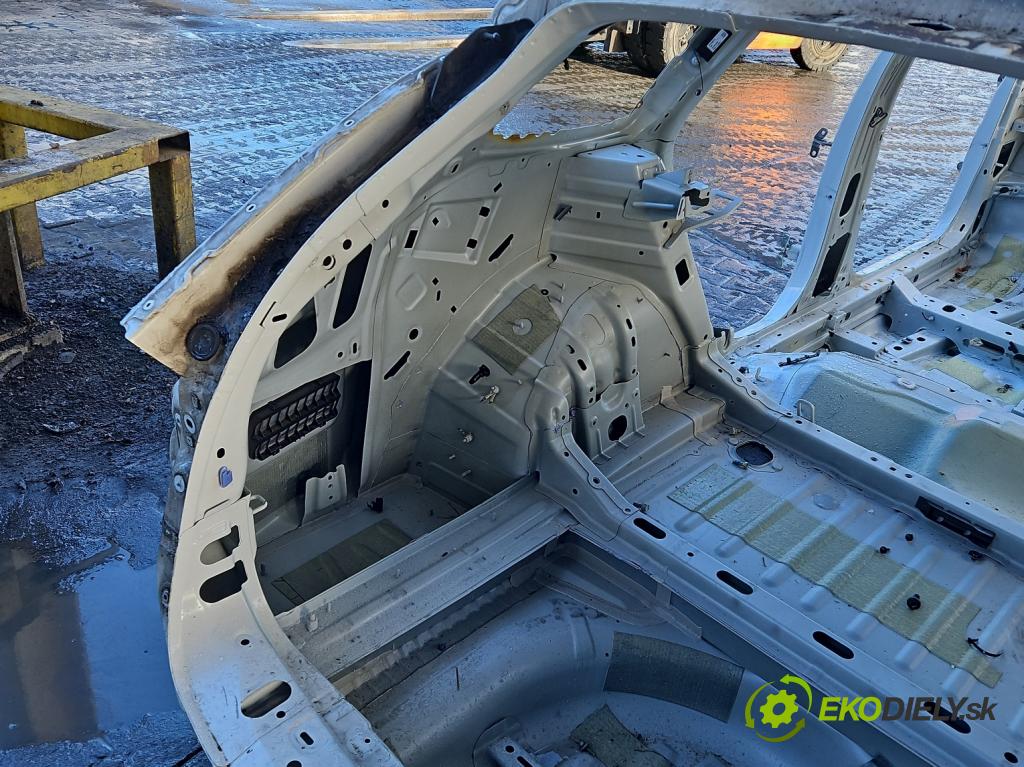 Opel Insignia B 2017-2022 2.0 T 260 HP automatic 191 kW 1998 cm3 5- blatník zadné ľavý