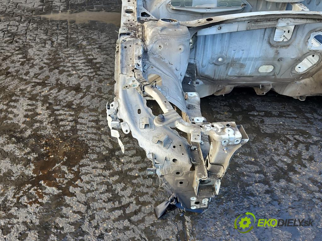 Opel Insignia B 2017-2022 2.0 T 260 HP automatic 191 kW 1998 cm3 5- štvrťka pravé