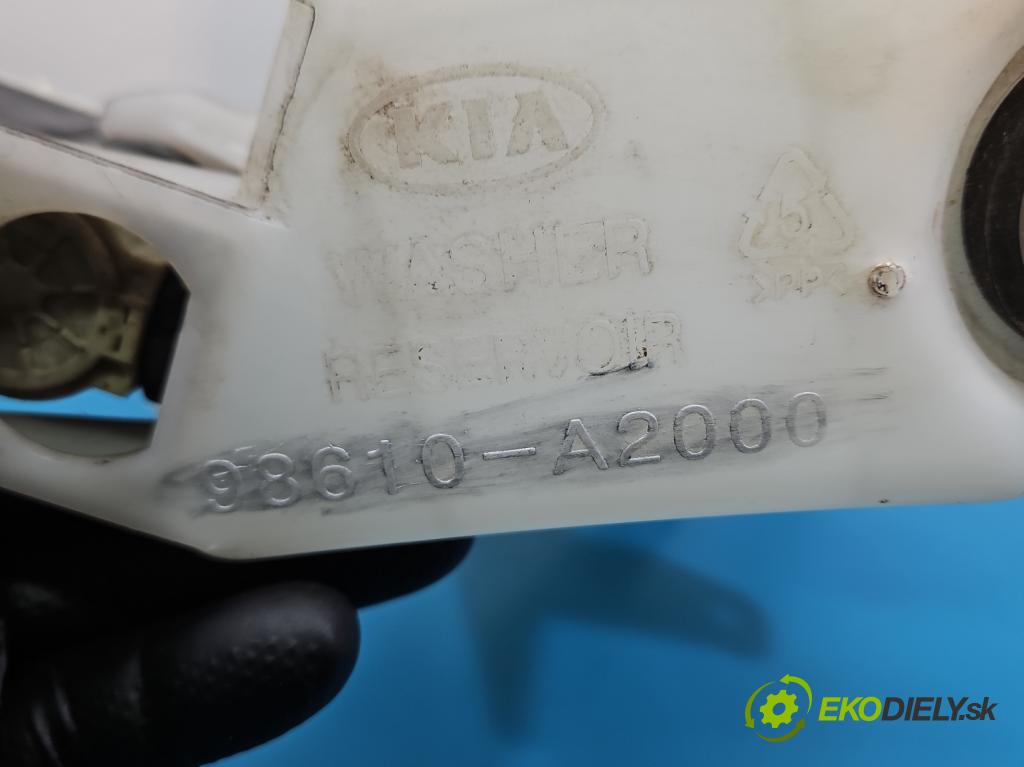 Kia Ceed II 2012-2018 1.6 crdi 128 hp manual 94 kW 1582 cm3 5- nádržka tekutina: ostřikovačů 98610-A2000