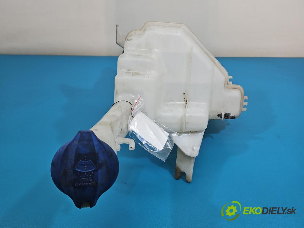 Kia Ceed II 2012-2018 1.6 crdi 128 hp manual 94 kW 1582 cm3 5- nádržka tekutina: ostřikovačů 98610-A2000