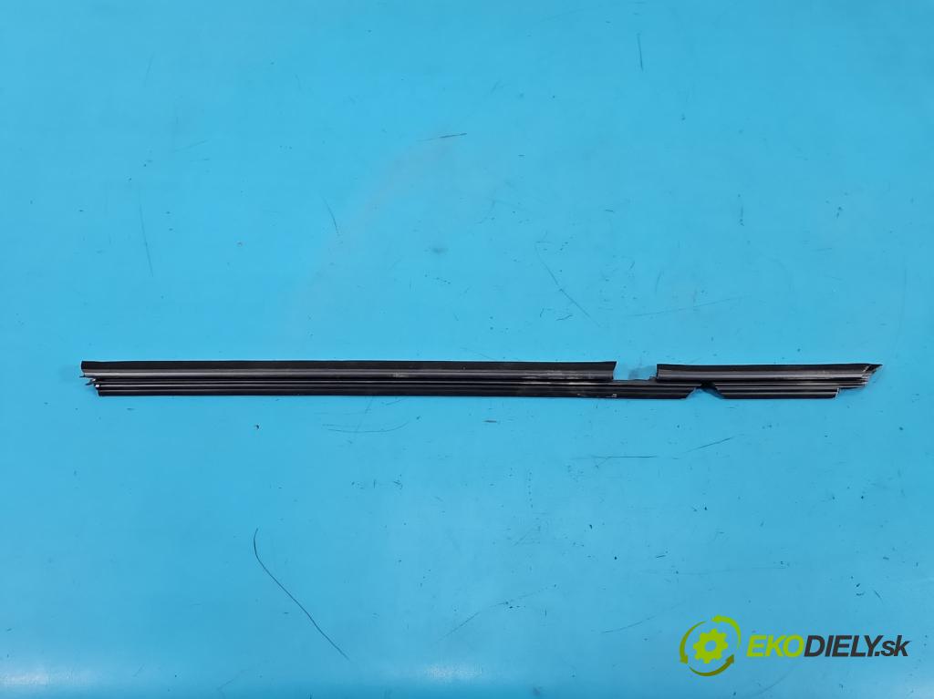 Mercedes E W213 2016-2023 2.0 CDI 194KM automatic 143 kW 1950 cm3 4- Těsnění: dveře zadní levé A2137350765 (Karoserie ostatní)