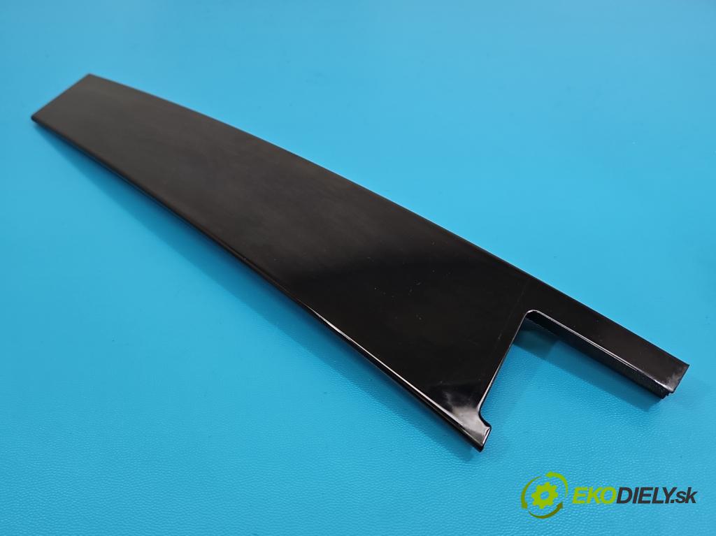 Mercedes E W213 2016-2023 2.0 CDI 194KM automatic 143 kW 1950 cm3 4- lišta dveře zadní levé W2136900387