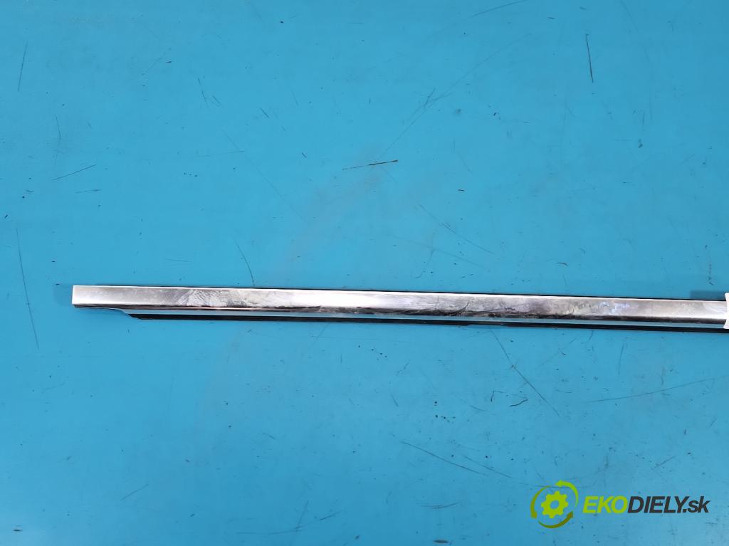 Mercedes E W213 2016-2023 2.0 CDI 194KM automatic 143 kW 1950 cm3 4- lišta dveře zadní levé A2137300124