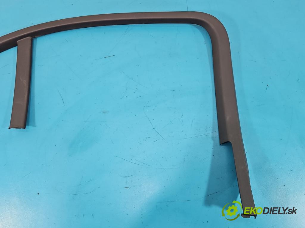 Mercedes E W213 2016-2023 2.0 CDI 194KM automatic 143 kW 1950 cm3 4- lišta dveře zadní levé A2137370100