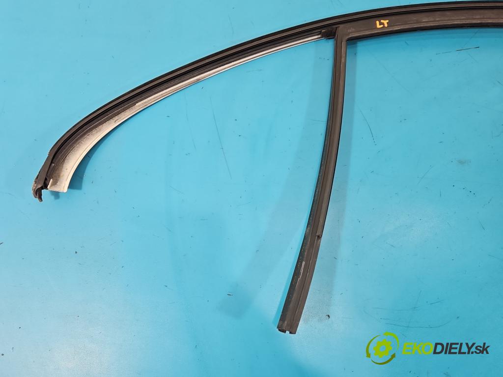 Mercedes E W213 2016-2023 2.0 CDI 194KM automatic 143 kW 1950 cm3 4- lišta dveře zadní levé