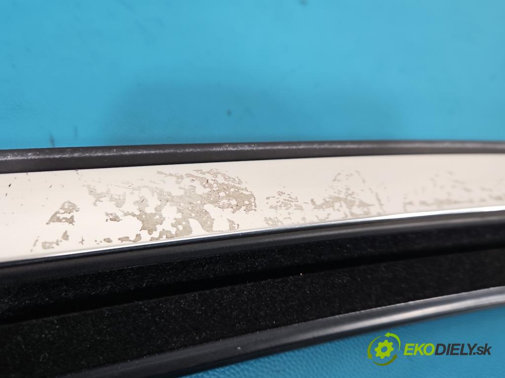 Mercedes E W213 2016-2023 2.0 CDI 194KM automatic 143 kW 1950 cm3 4- lišta dveře zadní levé