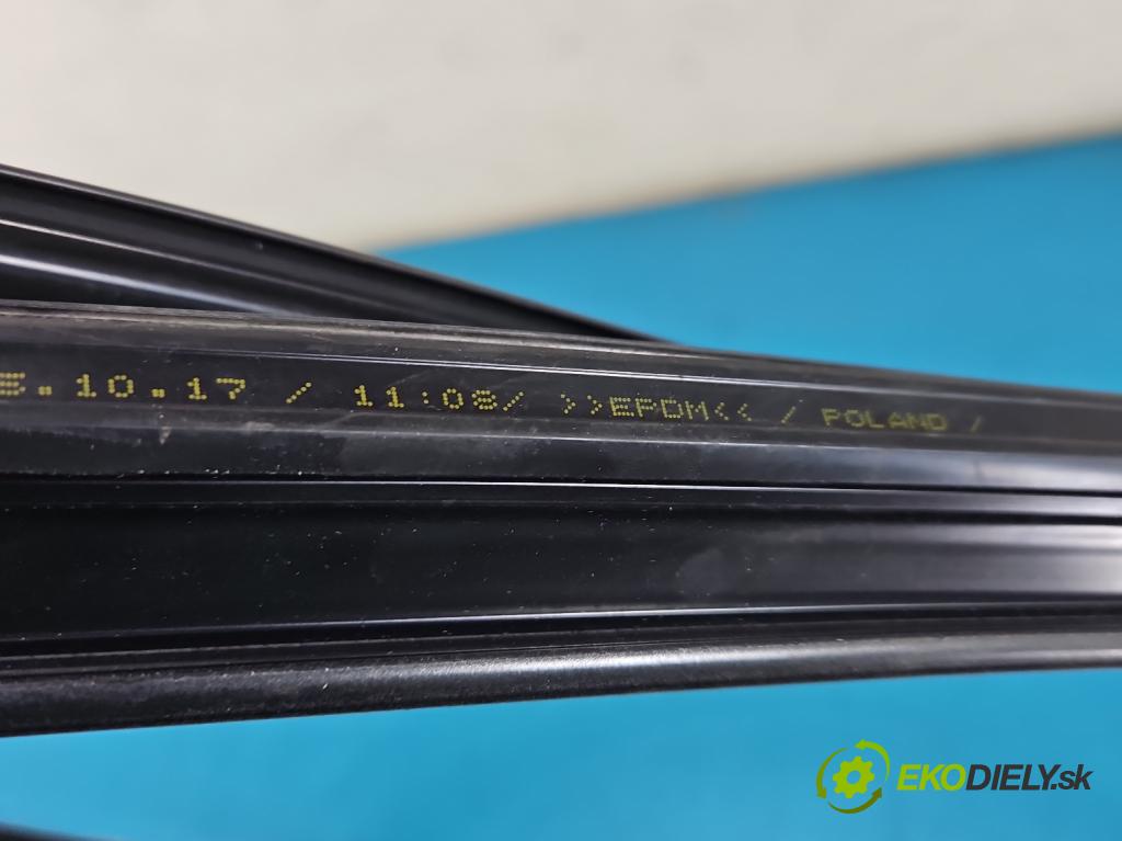 Mercedes E W213 2016-2023 2.0 CDI 194KM automatic 143 kW 1950 cm3 4- lišta dveře zadní levé