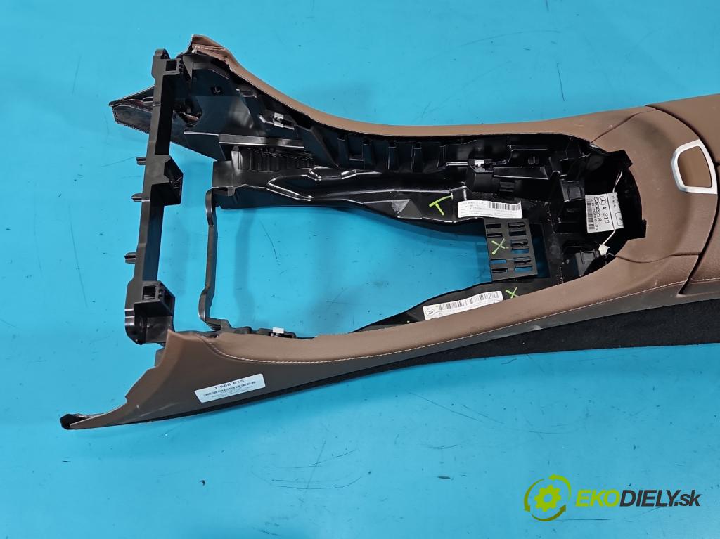 Mercedes E W213 2016-2023 2.0 CDI 194KM: automatic 143 kW 1950 cm3 4- operadlo A2136801600 (Lakťová opierka)