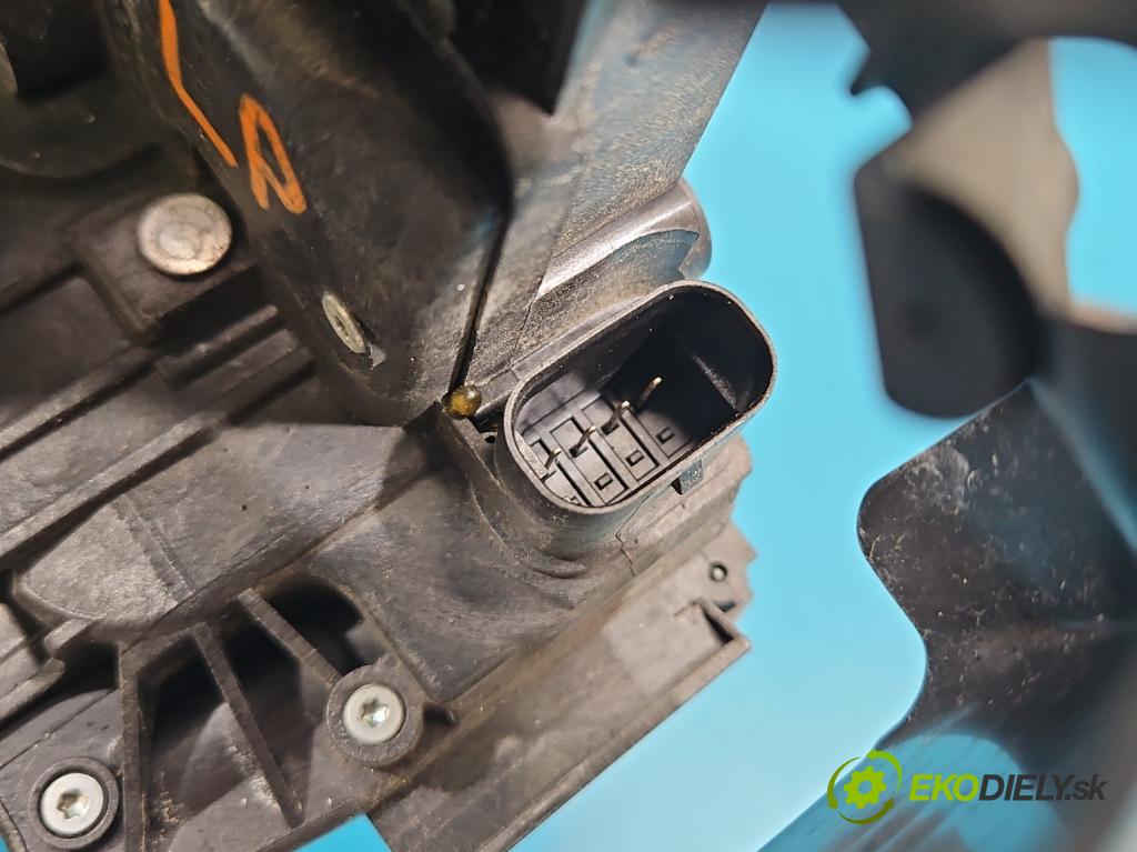 Mercedes E W213 2016-2023 2.0 CDI 194KM automatic 143 kW 1950 cm3 4- zámek přední levý A2220063999