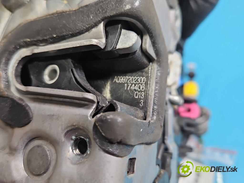 Mercedes E W213 2016-2023 2.0 CDI 194KM automatic 143 kW 1950 cm3 4- zámek přední levý A2220063999