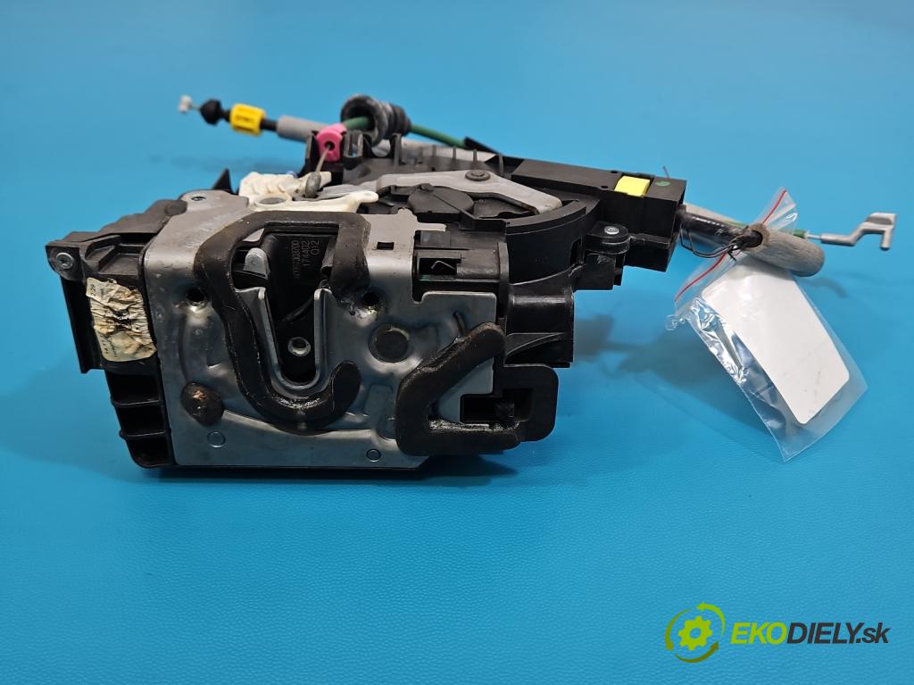 Mercedes E W213 2016-2023 2.0 CDI 194KM automatic 143 kW 1950 cm3 4- zámek zadní levý A2220064099