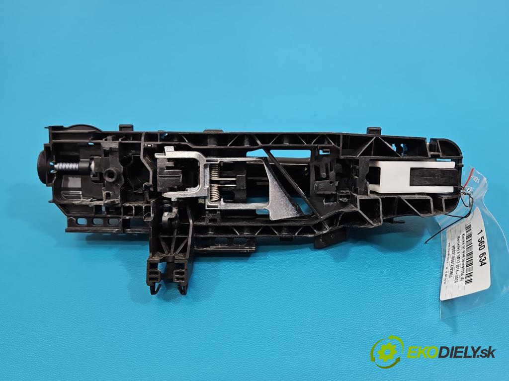 Mercedes E W213 2016-2023 2.0 CDI 194KM automatic 143 kW 1950 cm3 4- klika zadní levé A0997601700 (Klika dveří ostatní)