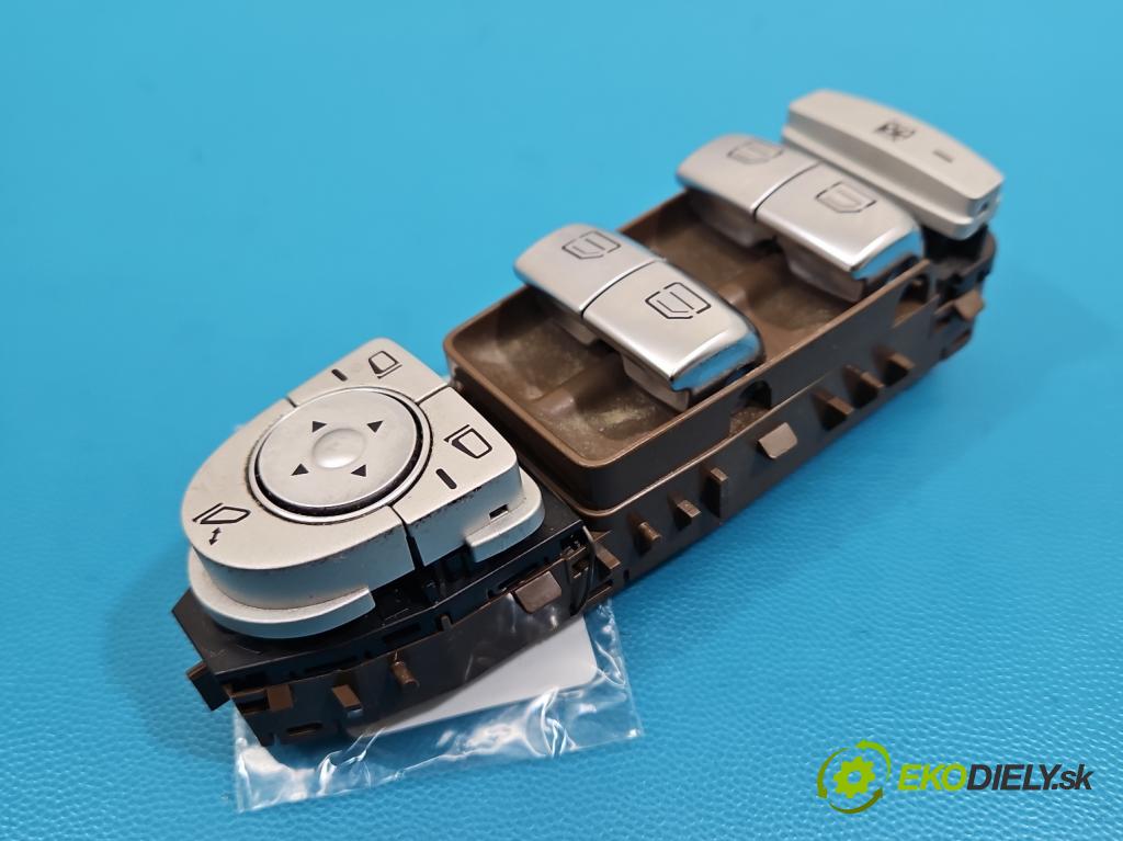 Mercedes E W213 2016-2023 2.0 CDI 194KM: automatic 143 kW 1950 cm3 4- prepínač okien spätných zrkadiel A2139054803