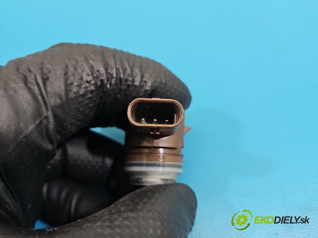 Mercedes E W213 2016-2023 2.0 CDI 194KM: automatic 143 kW 1950 cm3 4- snímač parkovaní: A0009055604