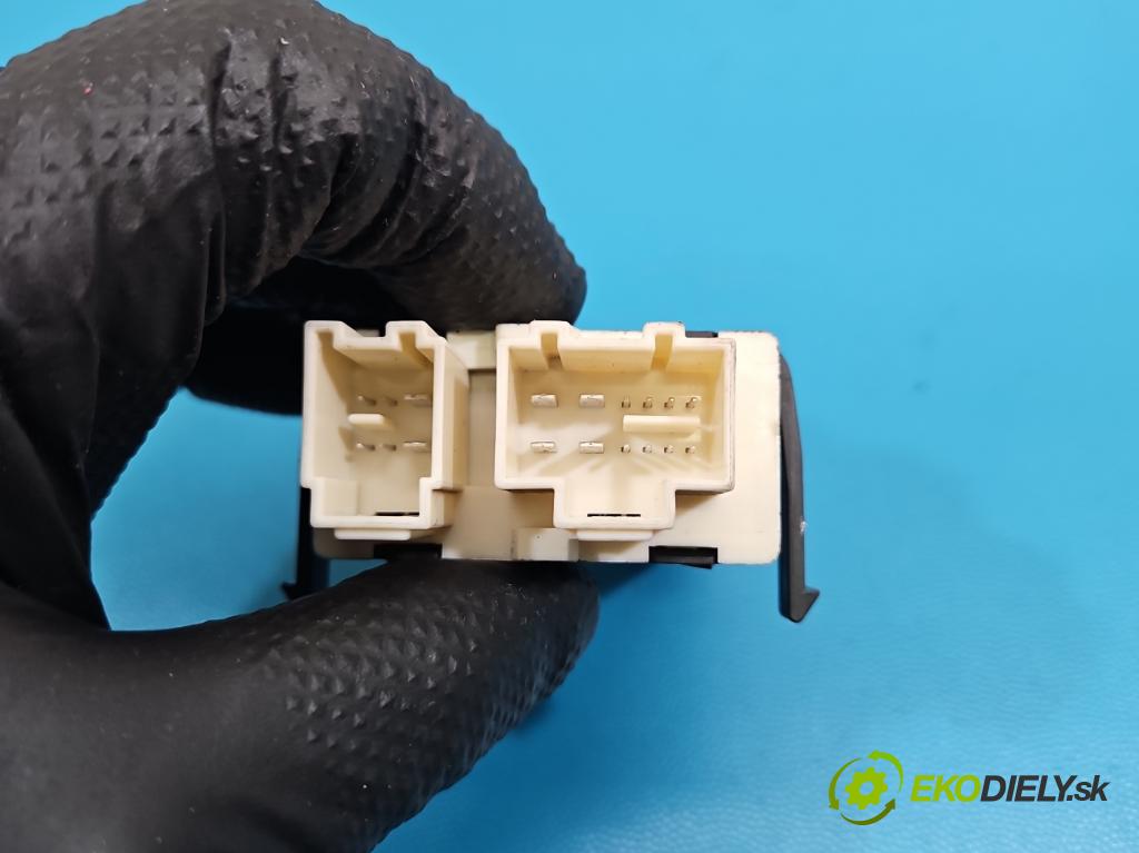 Mercedes S W222 2013-2020 3.0 cdi (656929) 340KM: automatic 250 kW 2925 cm3 4- riadiaca jednotka ostatné A2229009910