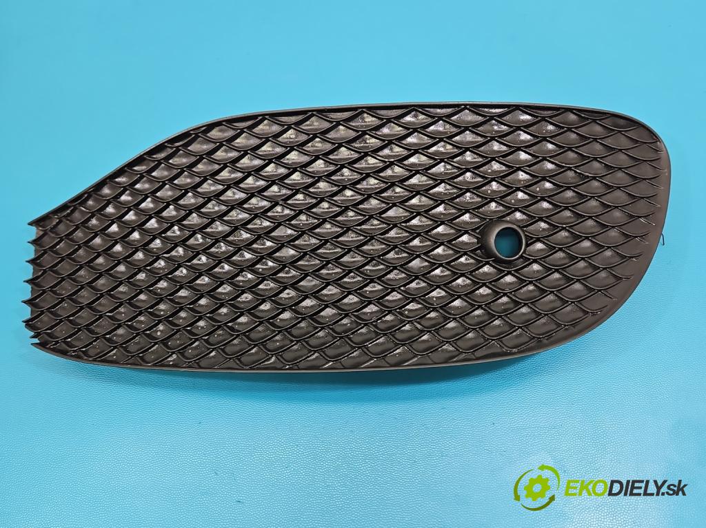 Mercedes E W213 2016-2023 2.0 CDI 194KM automatic 143 kW 1950 cm3 4- Zaślepka: mřížka: nárazníku pravé A2138851600