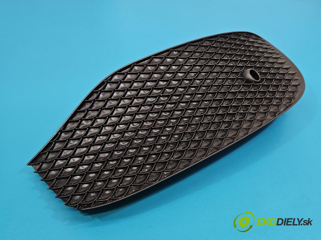 Mercedes E W213 2016-2023 2.0 CDI 194KM: automatic 143 kW 1950 cm3 4- blenda mriežka: nárazník pravé A2138851600