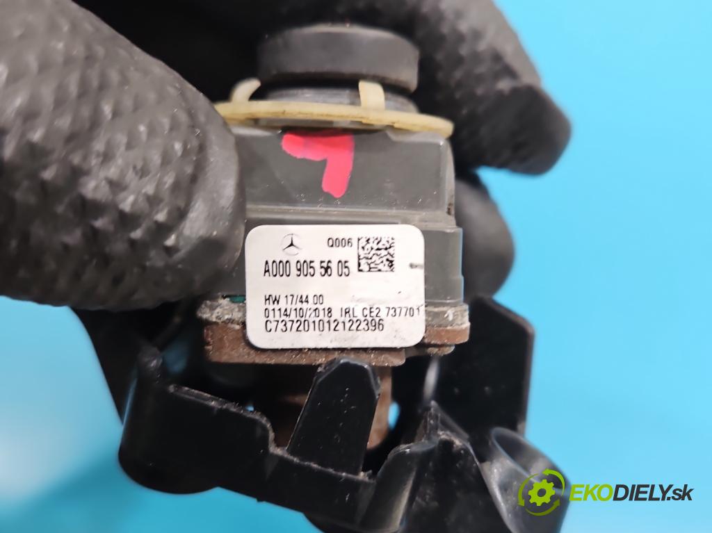 Mercedes S W222 2013-2020 3.0 cdi (656929) 340KM: automatic 250 kW 2925 cm3 4- Kamera predné A0009055605