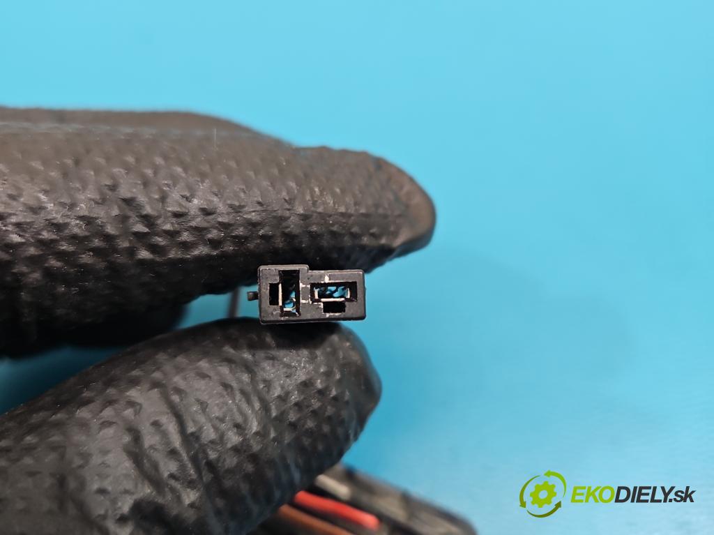 Mercedes S W222 2013-2020 3.0 cdi 656929 340KM: automatic 250 kW 2925 cm3 4- podsvietenie A0999064302