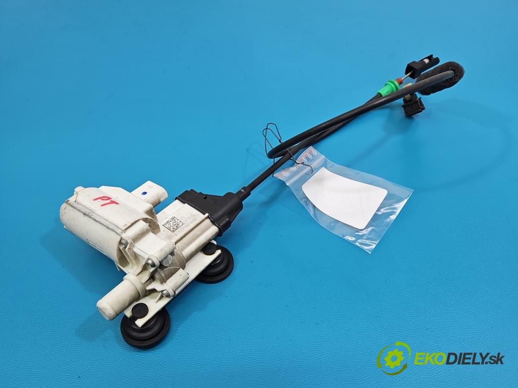 Mercedes S W222 2013-2020 3.0 cdi (656929) 340KM automatic 250 kW 2925 cm3 4- zámek zadní pravý A2227601600