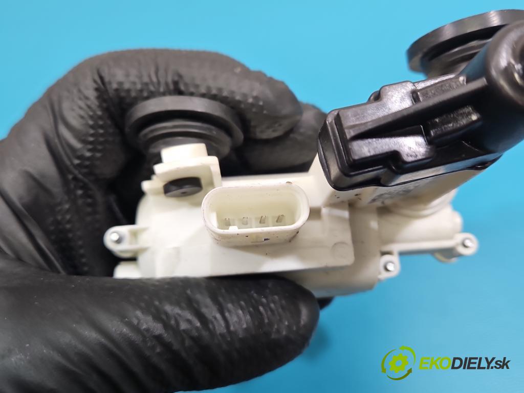 Mercedes S W222 2013-2020 3.0 cdi (656929) 340KM automatic 250 kW 2925 cm3 4- zámek zadní pravý A2227601600