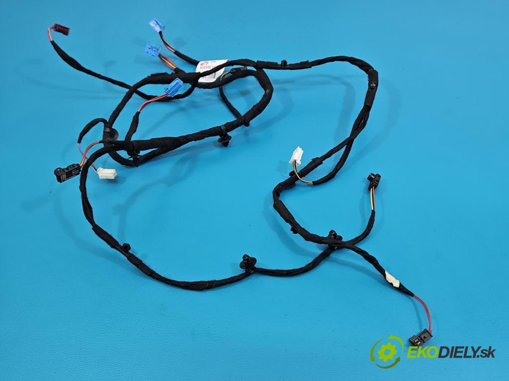 Mercedes S W222 2013-2020 3.0 cdi 656929 340KM: automatic 250 kW 2925 cm3 4- Zväzok: dvere predné vľavo: A2225407319