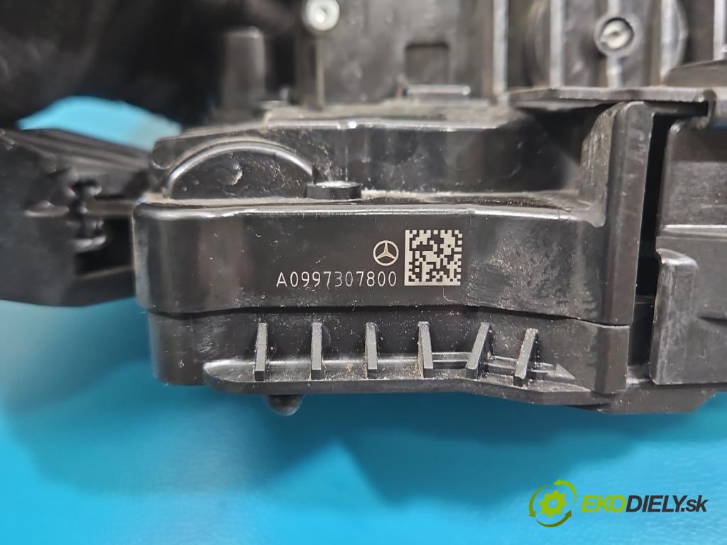 Mercedes S W222 2013-2020 3.0 cdi (656929) 340KM: automatic 250 kW 2925 cm3 4- zámok zadné pravý A0997307800