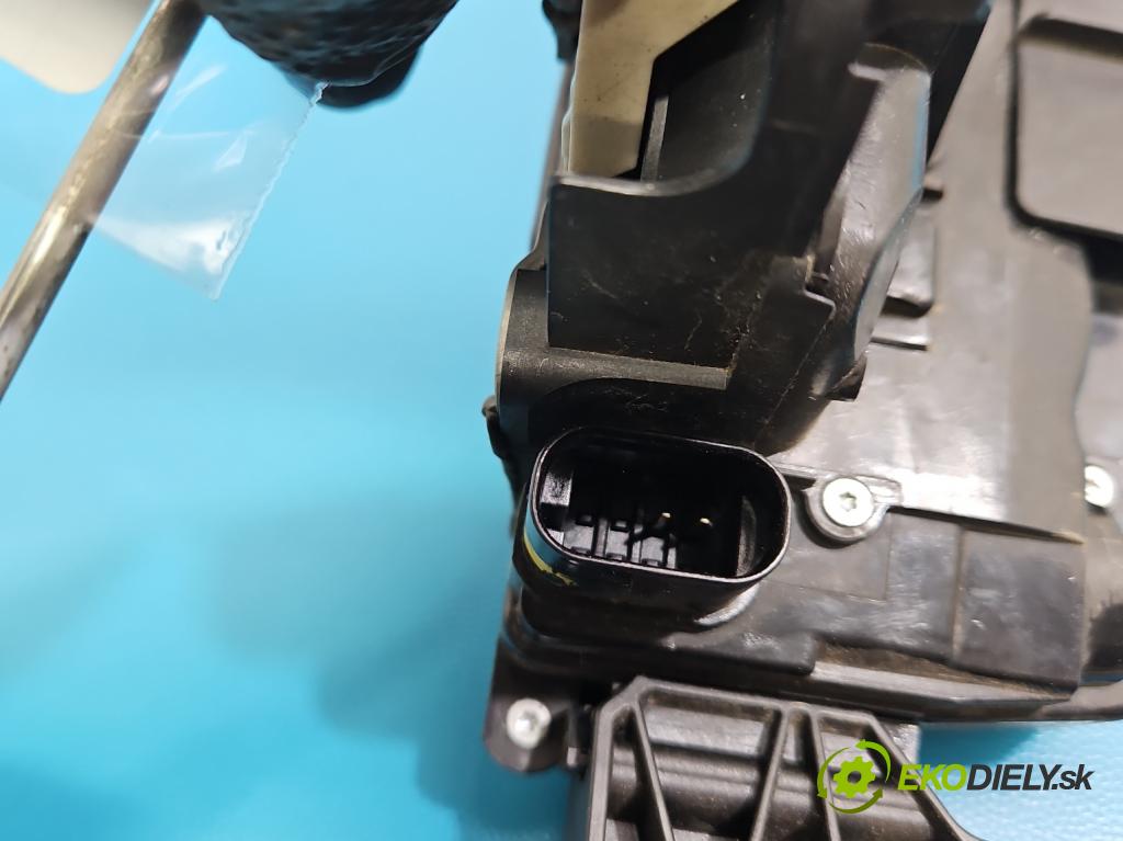 Mercedes S W222 2013-2020 3.0 cdi (656929) 340KM: automatic 250 kW 2925 cm3 4- zámok zadné pravý A0997307800