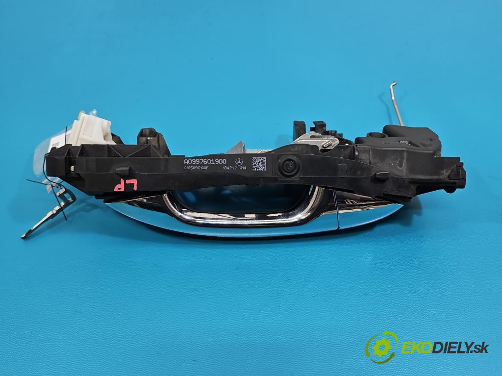 Mercedes S W222 2013-2020 3.0 cdi (656929) 340KM automatic 250 kW 2925 cm3 4- klika přední levé A0997601900 (Vnější přední levá klika dveří)