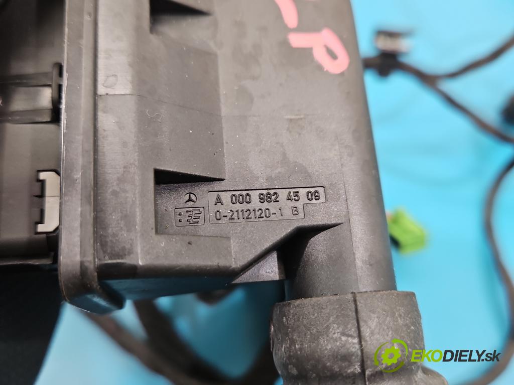 Mercedes S W222 2013-2020 3.0 cdi 656929 340KM automatic 250 kW 2925 cm3 4- Balíček: dveře přední vlevo A2225409431