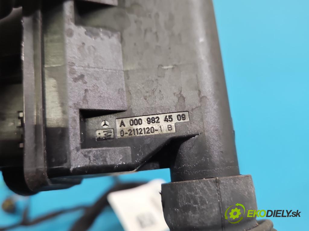 Mercedes S W222 2013-2020 3.0 cdi 656929 340KM: automatic 250 kW 2925 cm3 4- Zväzok: dvere predné pravých A2225409431