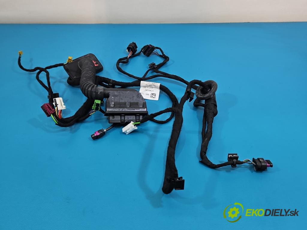 Mercedes S W222 2013-2020 3.0 cdi 656929 340KM: automatic 250 kW 2925 cm3 4- Zväzok: dvere predné pravých A2225409431