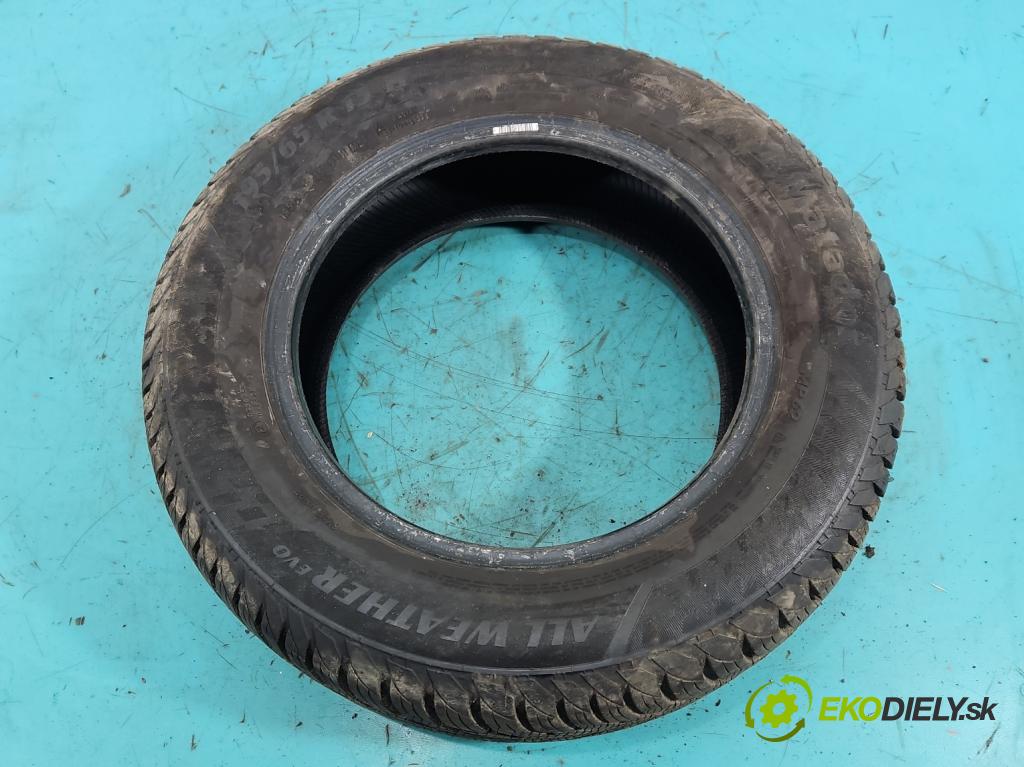 Honda Stream 2.0 16V 156 hp manual 115 kW 1998 cm3 5- pneumatiky: celoročné para