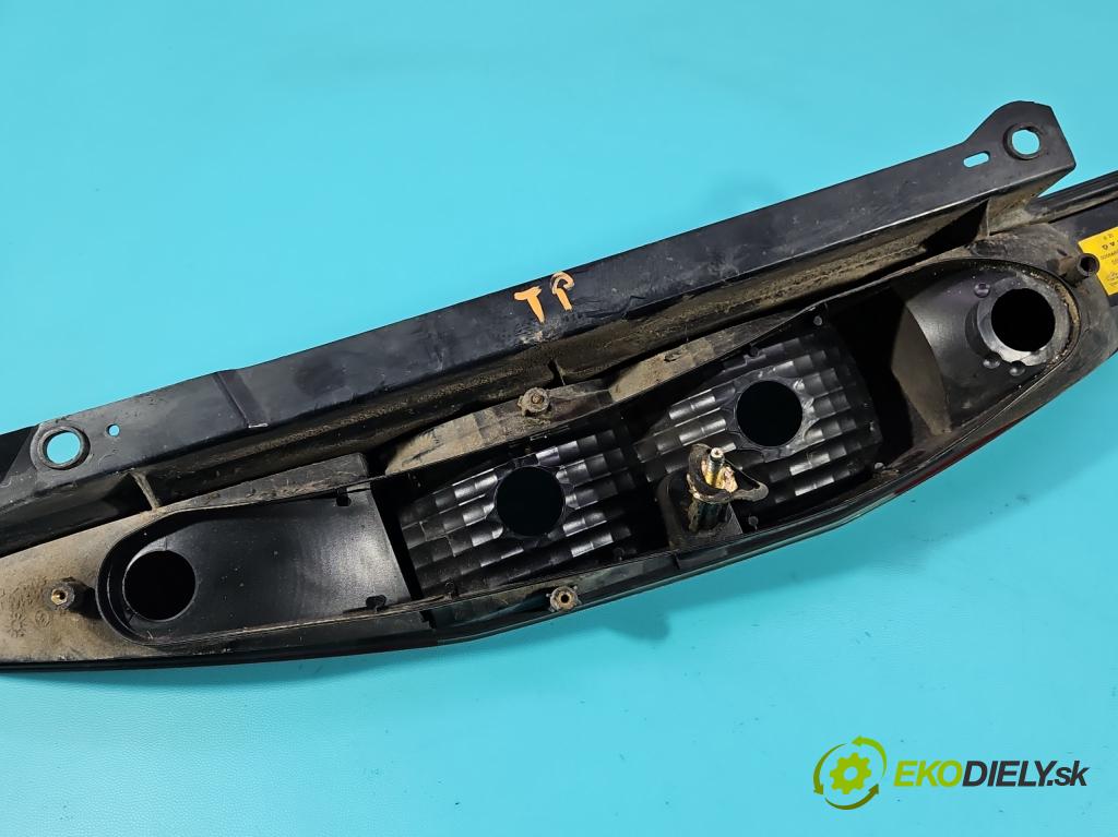 Fiat Doblo I 2001-2010 1.9 jtd 101 hp manual 74 kW 1910 cm3 5- světlo zadní pravé  (Klika dveří ostatní)