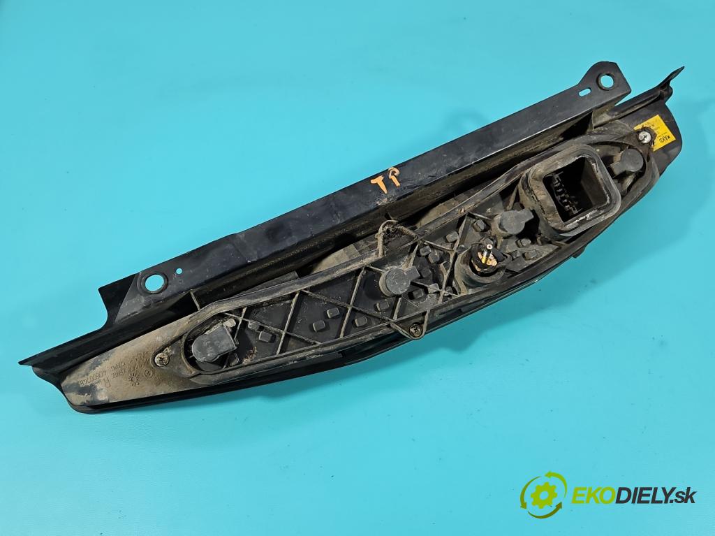 Fiat Doblo I 2001-2010 1.9 jtd 101 hp manual 74 kW 1910 cm3 5- světlo zadní pravé  (Klika dveří ostatní)