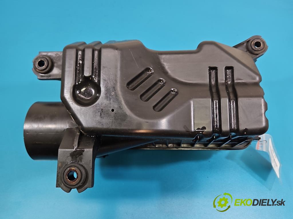 Kia Ceed II 2012-2018 1.6 crdi 128 HP manual 94 kW 1582 cm3 5- obal filtra vzduchu 28110-A5800 (Obal vzduchového filtra)