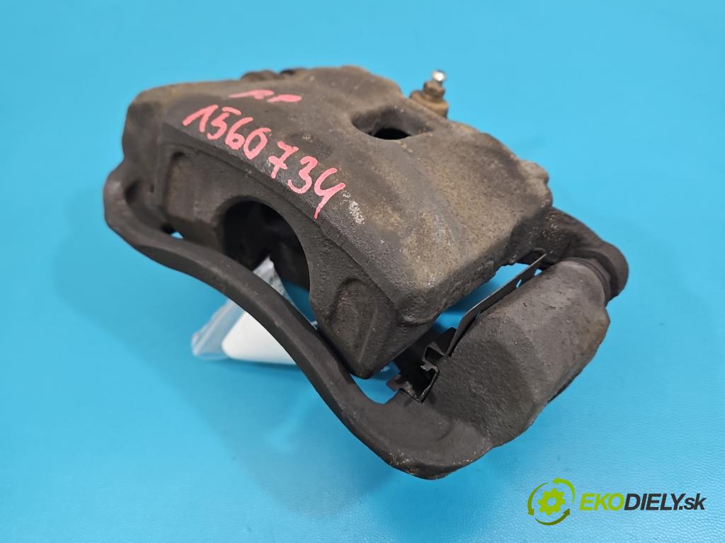 Kia Ceed II 2012-2018 1.6 crdi 128 HP manual 94 kW 1582 cm3 5- brzdič predné pravý  (Kľučka dverí ostatné)