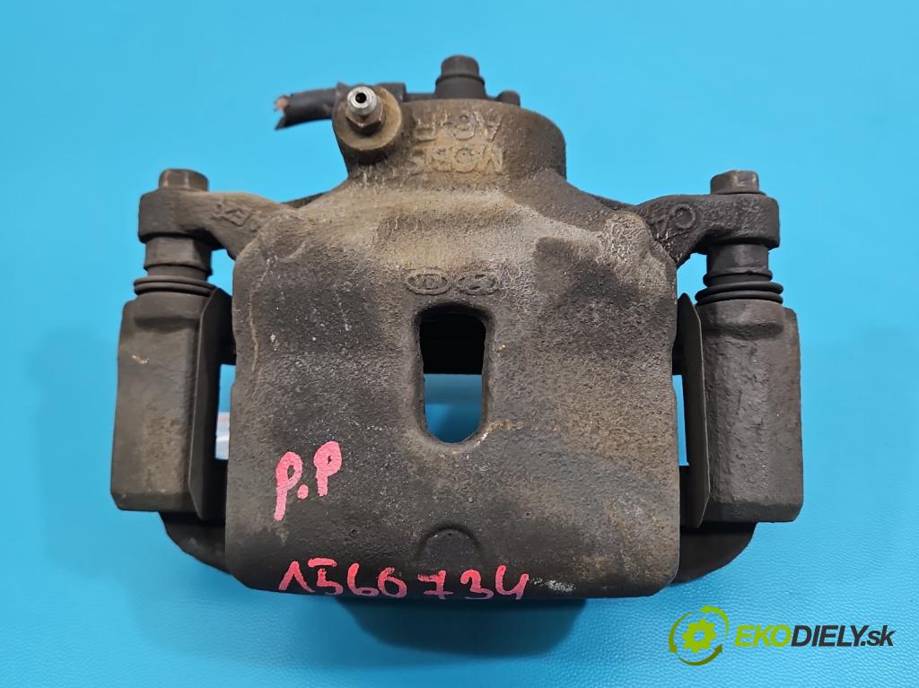 Kia Ceed II 2012-2018 1.6 crdi 128 HP manual 94 kW 1582 cm3 5- brzdič predné pravý  (Kľučka dverí ostatné)