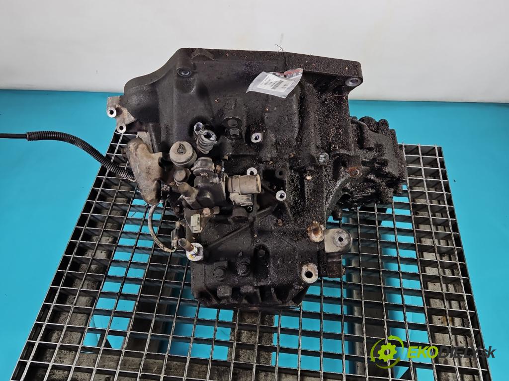 Honda Fr-v 2.0 16V 150 HP manual 110 kW 1998 cm3 5- prevodovka stupeň,rýchlosť manual JTW5-1006613