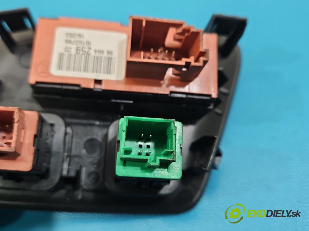 DS 4 2015-2020 2.0 hdi 181KM automatic 133 kW 1997 cm3 5- prepínač ostatné 96664259ZD